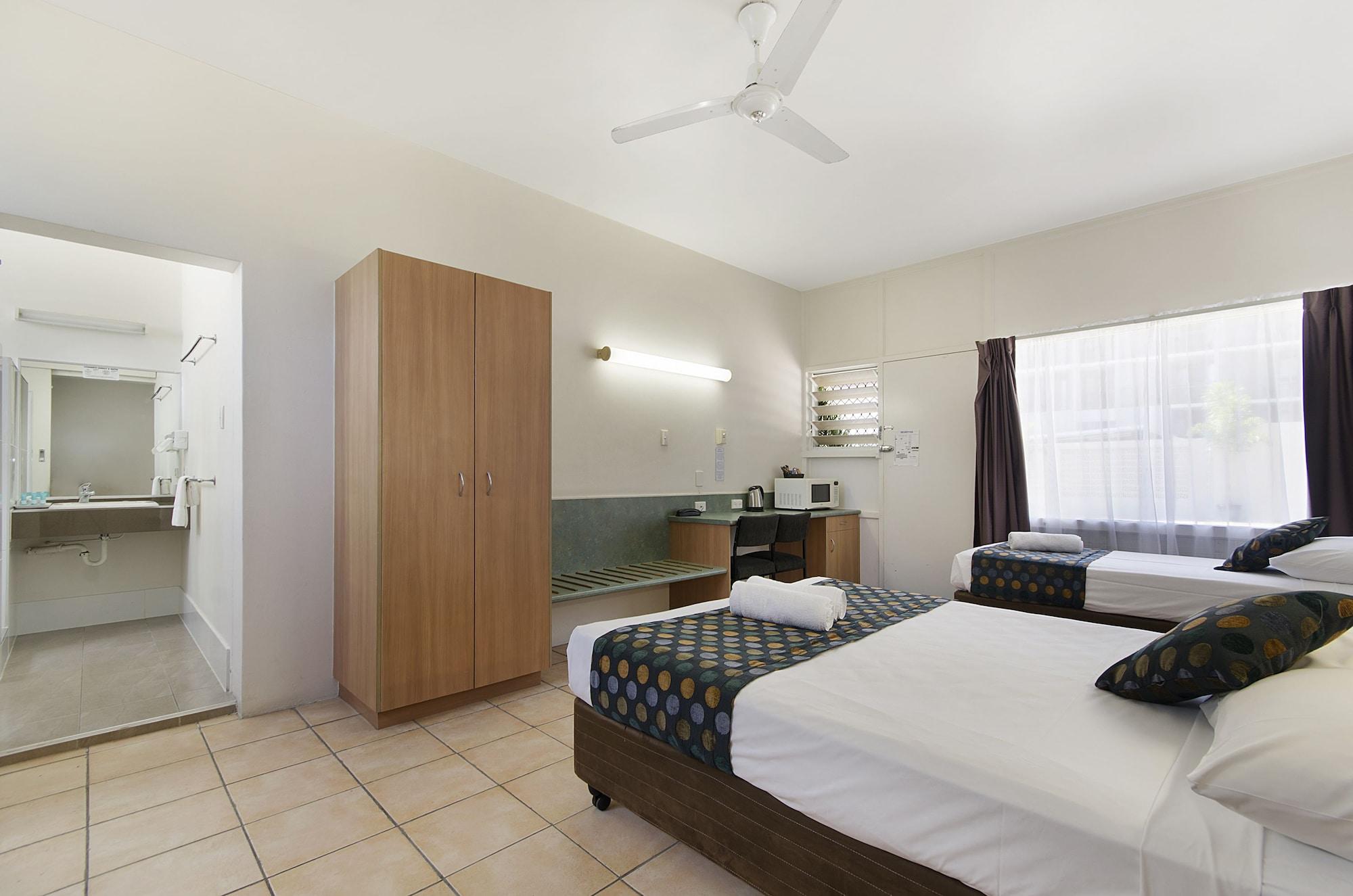 Beach House Motel Townsville Esterno foto
