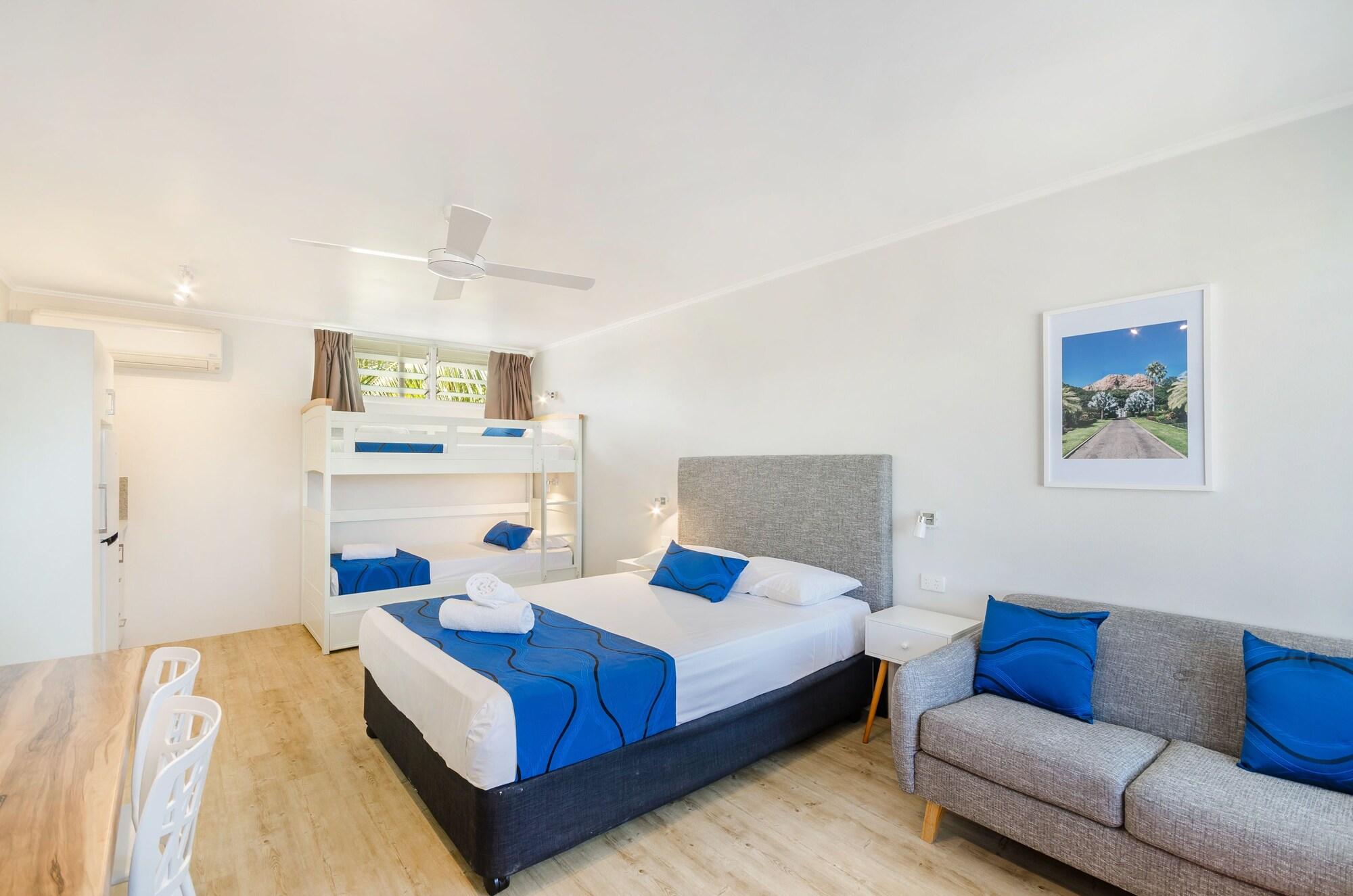 Beach House Motel Townsville Esterno foto