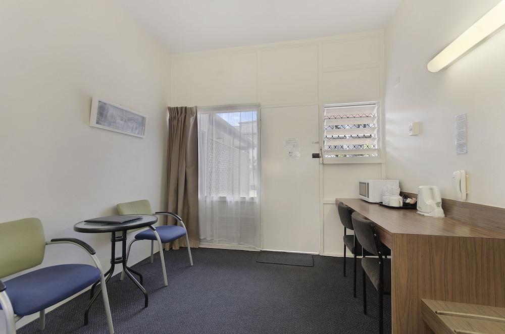 Beach House Motel Townsville Esterno foto