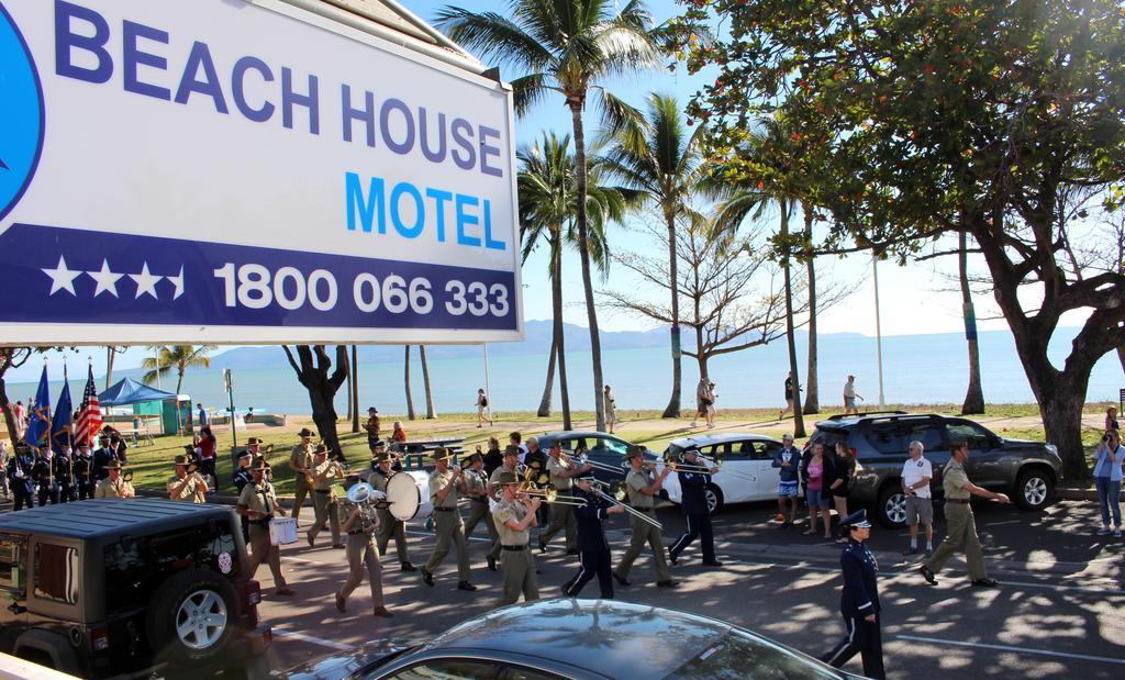 Beach House Motel Townsville Esterno foto