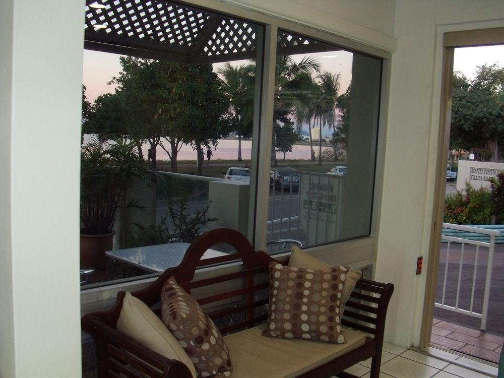 Beach House Motel Townsville Esterno foto