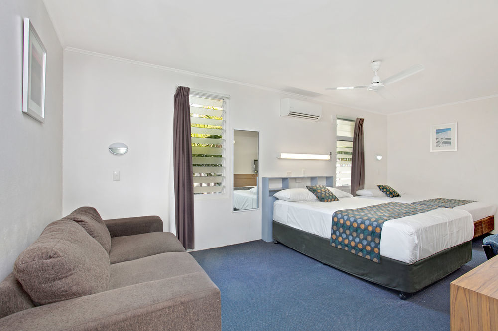 Beach House Motel Townsville Esterno foto
