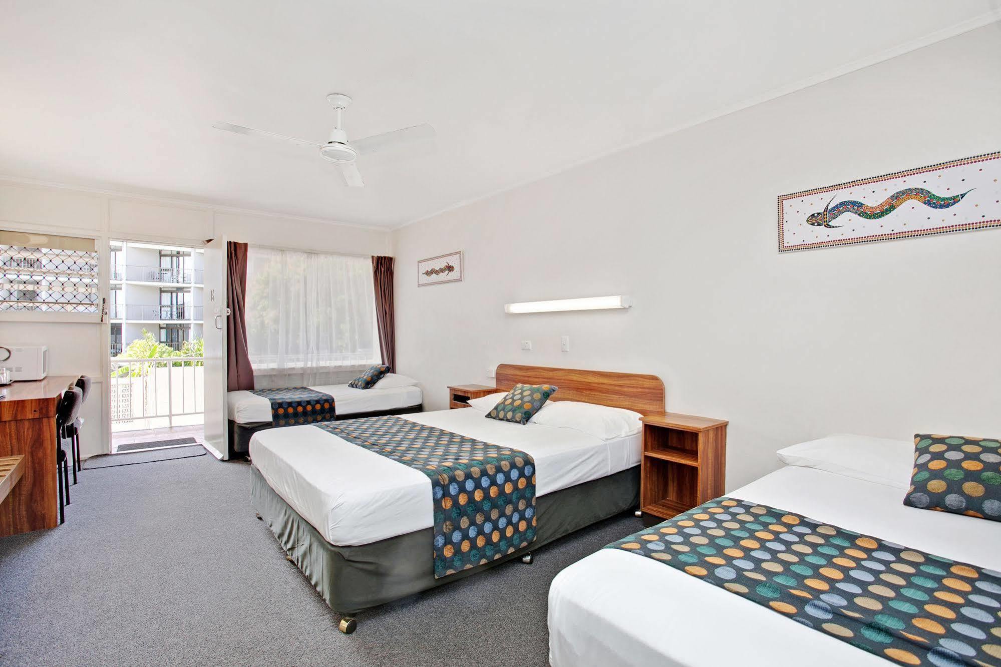 Beach House Motel Townsville Esterno foto